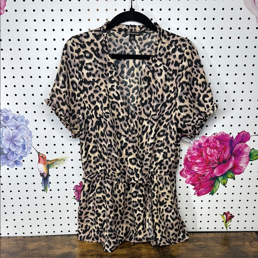 Versona Brown and Black Ruched Fitted Blouse